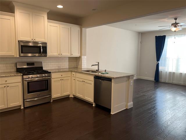 Building Photo - 3017 Gaylord Dr