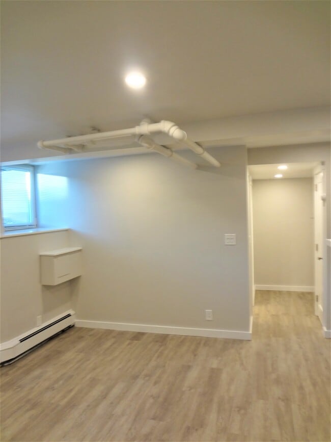 Building Photo - 4 Brown Ter
