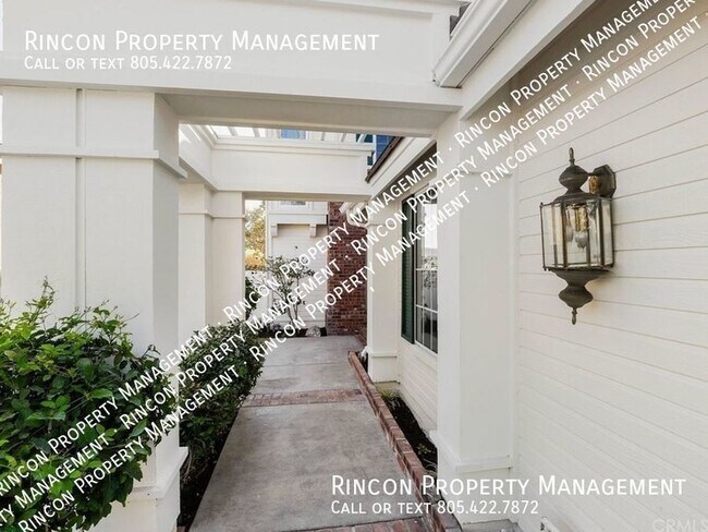 Building Photo - Solar Powered Lang Ranch View and Low Main...
