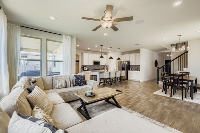 Building Photo - 497 Purple Heart Dr