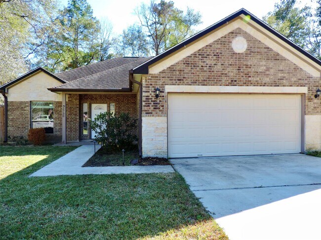 Building Photo - 2730 N Colosseum Ct