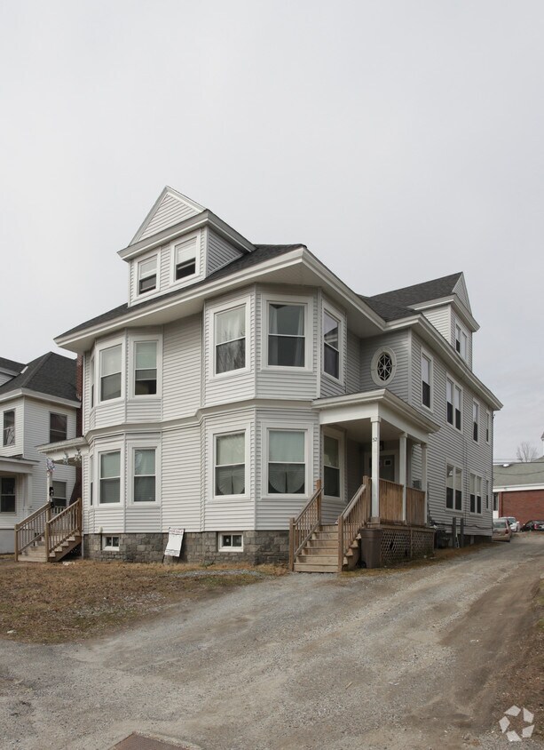 5254 Bartlett Ave, Pittsfield, MA 01201 Apartments in Pittsfield, MA