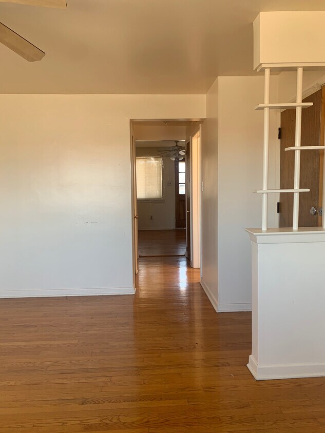 Foto principal - 1526 Bataan Dr