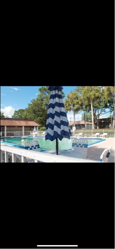 Foto principal - 2400 Forest Dr