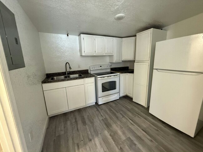 Foto del edificio - 925 Ponce De Leon Blvd