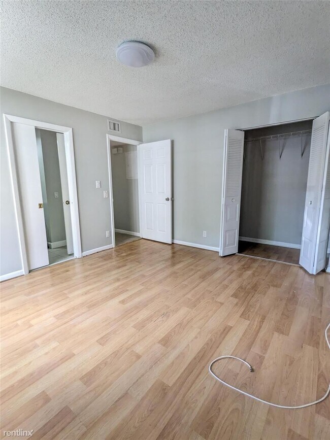 Foto del edificio - 2 br, 2 bath Townhome - 1385 Cottonwood Cir