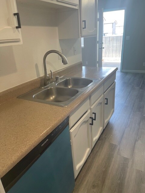 Foto del edificio - 318 Champlin Ave