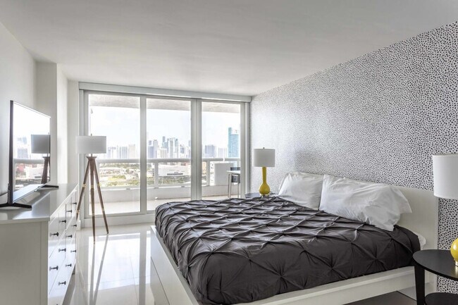 Foto del edificio - 601 Biscayne Blvd