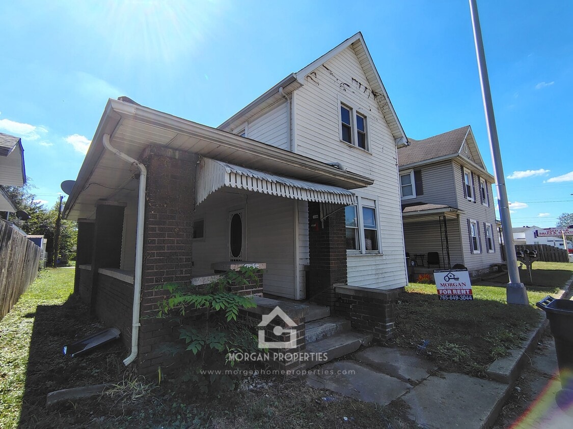 Primary Photo - 135 W 17th St