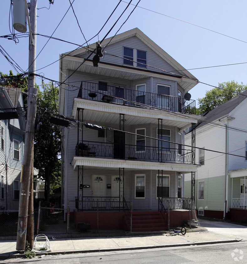 Building Photo - 22 Norwich Ave