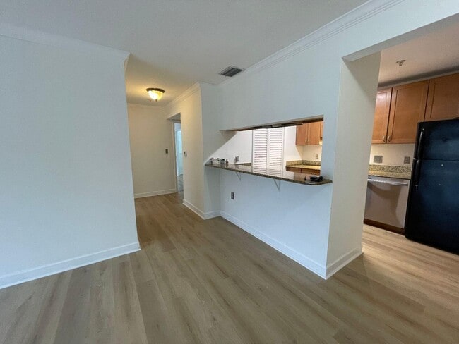 Building Photo - 2303 N Congress Ave