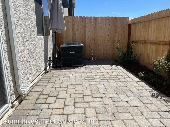 Building Photo - 3 br, 2.5 bath House - 4928 Cavestone Road...