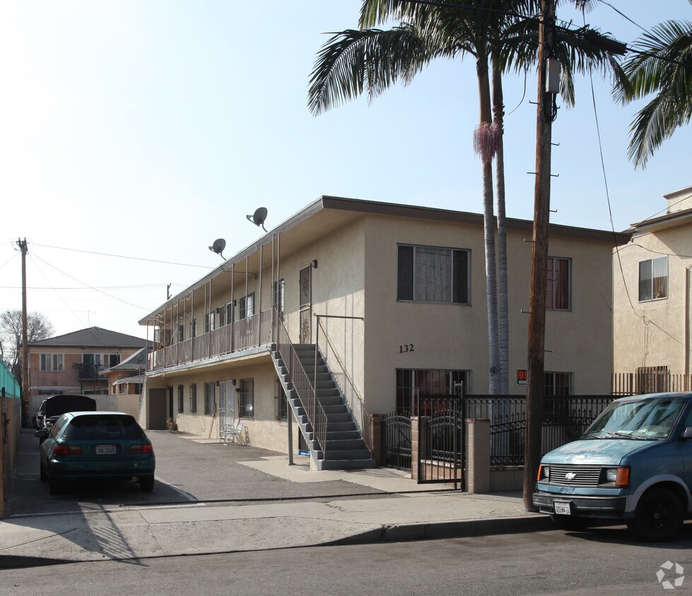 Primary Photo - Adams Apartments