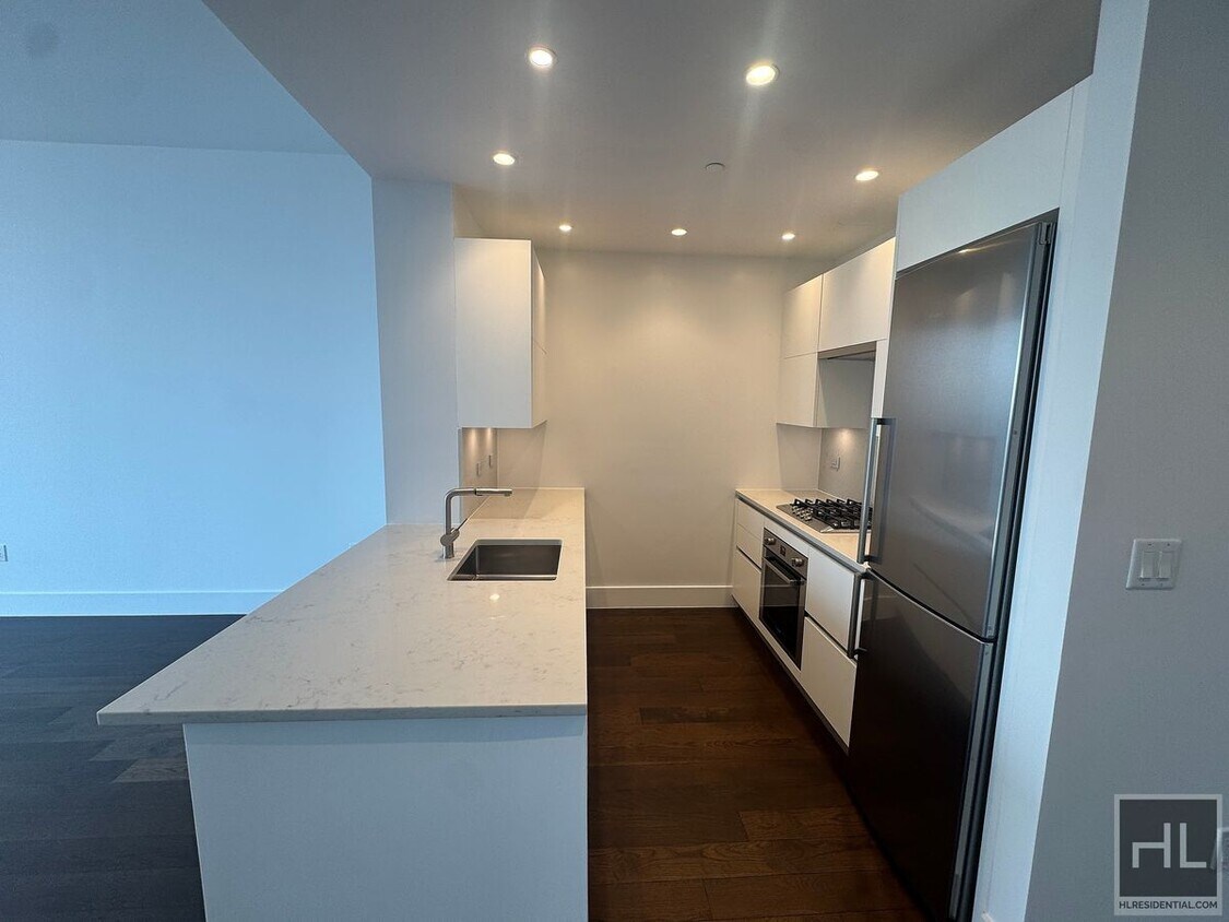 Foto principal - East 44th Street