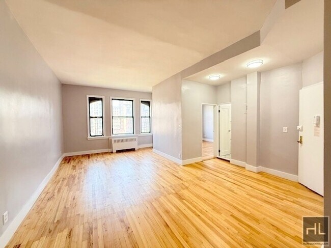 Building Photo - 2 bedrooms 1 bathroom - 252 WEST 76 STREET