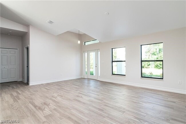 Building Photo - 2709 23rd St W