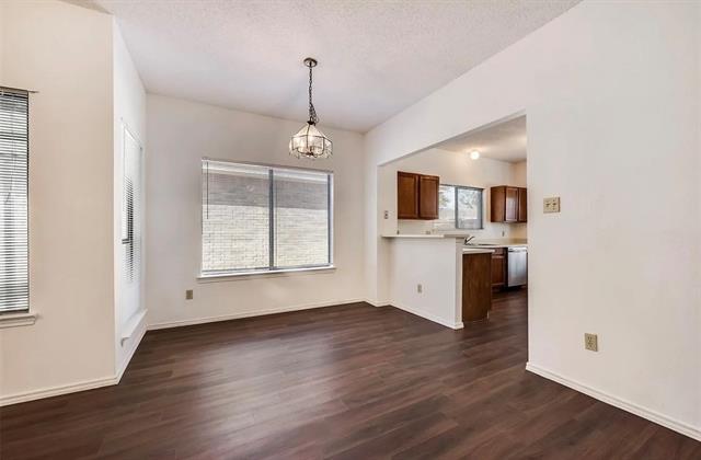Foto del edificio - 812 Melville Dr