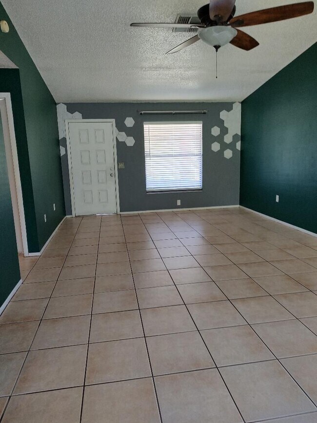 Foto del edificio - Adorable 2 bedroom, 2 bath home