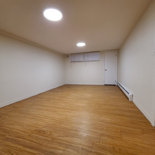 14 Fleetwood Park, Bethel, CT 06801 House Rental in Bethel, CT