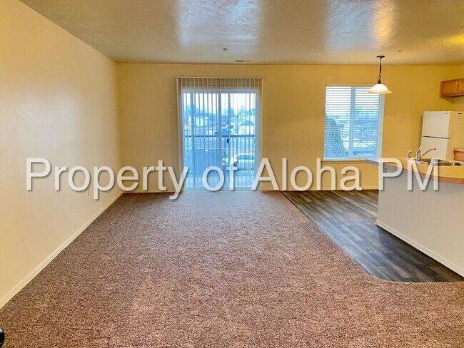 Foto del edificio - 1033 W Pine Ave