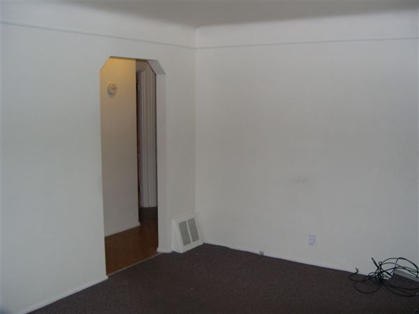 Building Photo - 1376 Northwood Dr