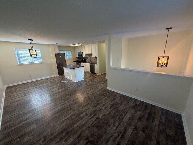 Building Photo - 3061 Ole Towne Ln