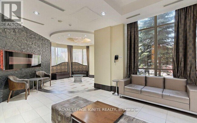 Photo du bâtiment - 310 Burnhamthorpe Rd W