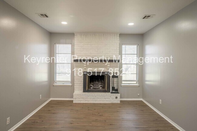 Foto del edificio - 3 Bedroom Broken Arrow Home, Available for an immediate move in!