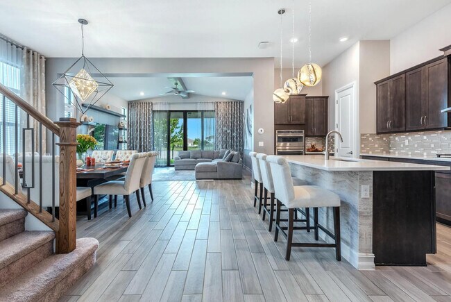 Foto del edificio - 8948 Grand Prix Ln