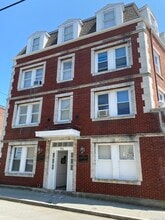 Building Photo - 96 Green St