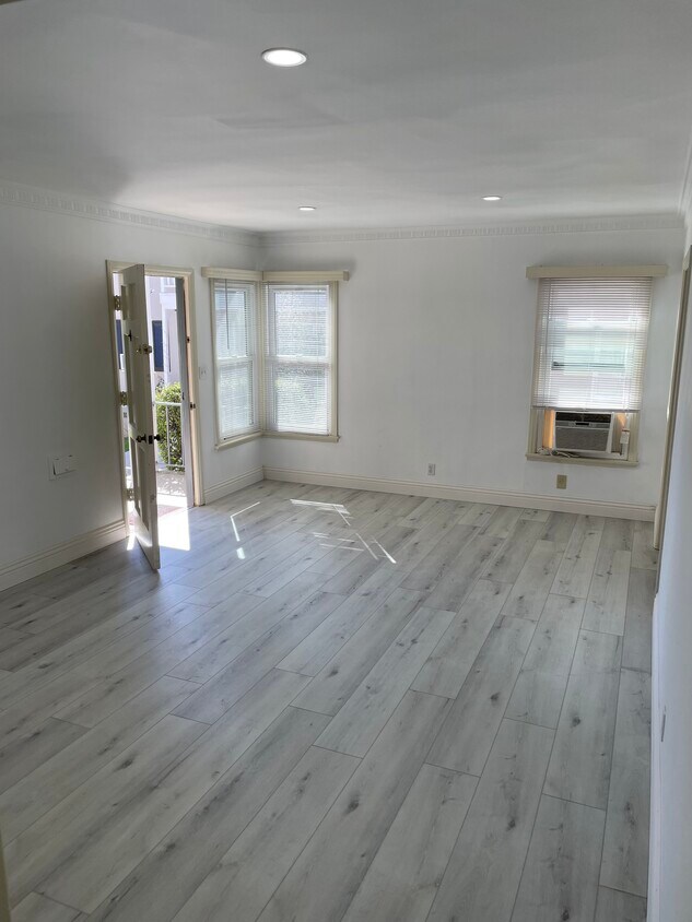 10781 Wilkins Ave Unit 10781, Los Angeles, CA 90024 Apartments in Los