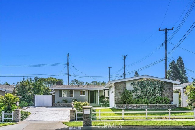 Building Photo - 27540 Hales Corner Rd