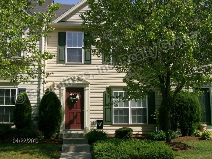 9003 Silverbush Dr, Richmond, VA 23228 Townhome Rentals in Richmond