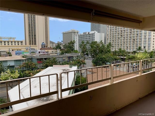 Primary Photo - 225 Kaiulani Ave