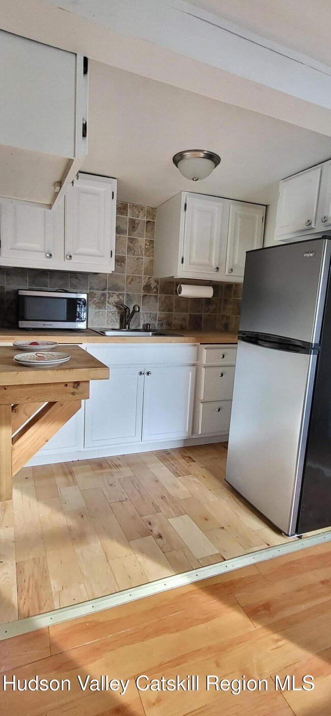 Foto del edificio - 46 N Center St