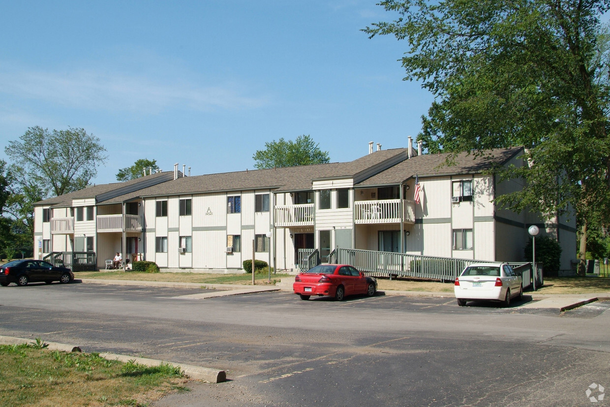 Primary Photo - Village Square Apartments