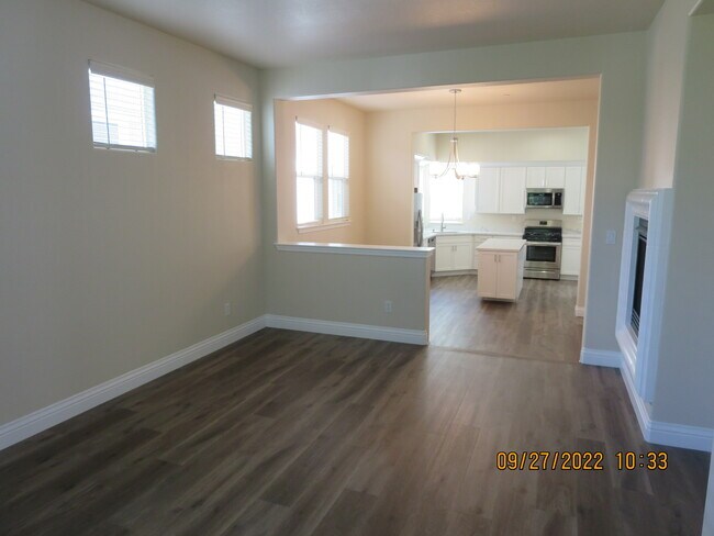 Building Photo - 4218 Streamside Dr