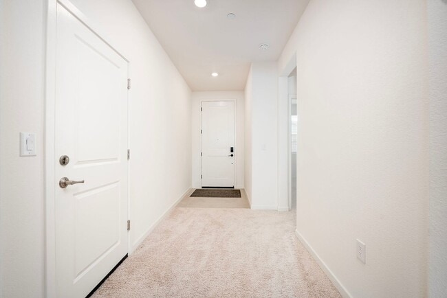 Building Photo - 4798 Tilly Dr