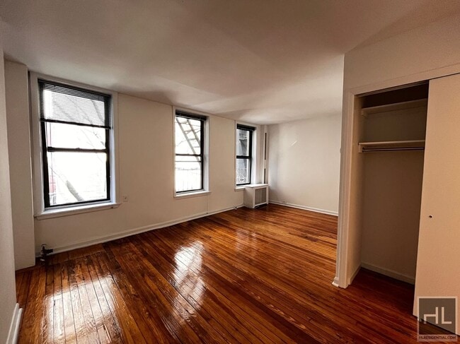 Building Photo - EAST 55 STREET