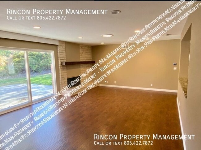 Building Photo - Newbury Park Home *4 Bedrooms, 2 Baths, La...