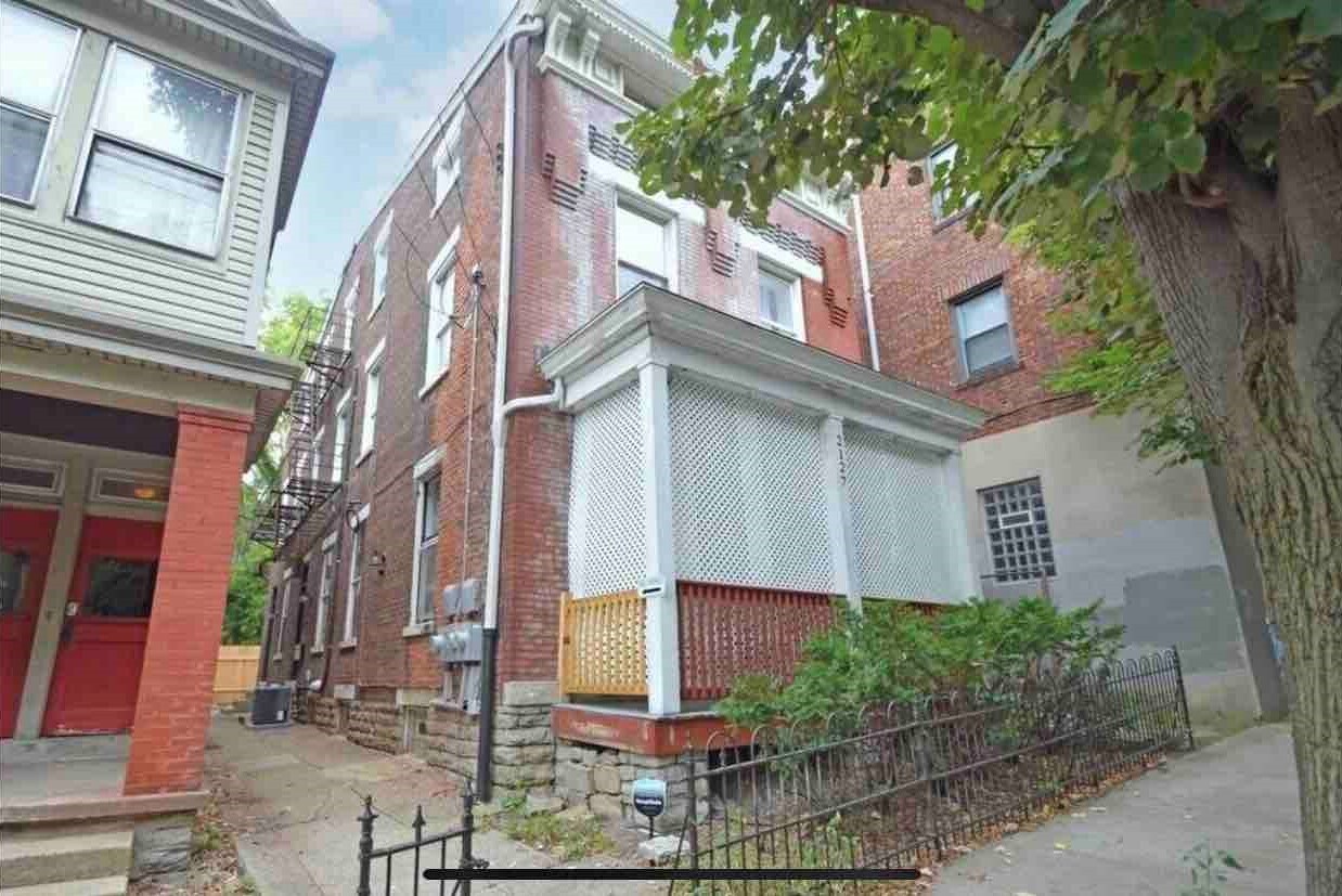 Primary Photo - 2127 W Clifton Ave
