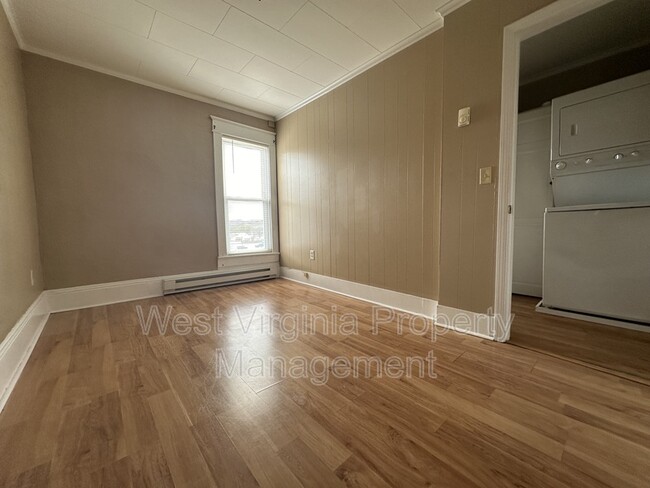 Building Photo - 510 1/2 Kee St