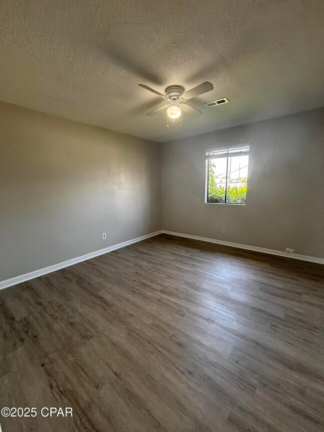 Foto del edificio - 3807 Biltmore Dr