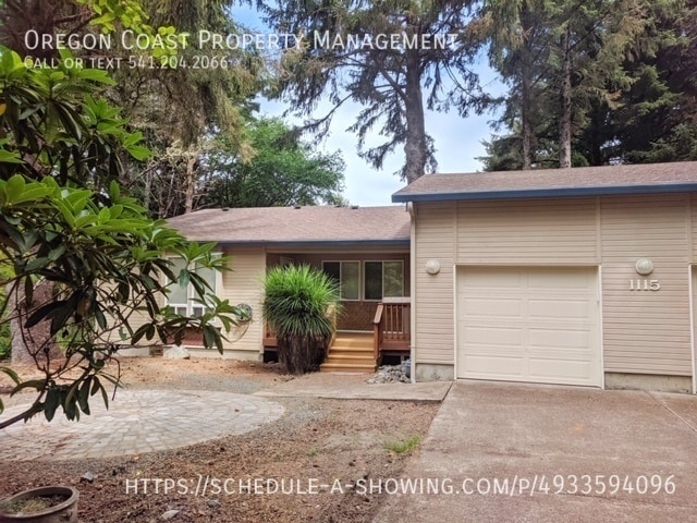 Building Photo - 1115 Walking Wood