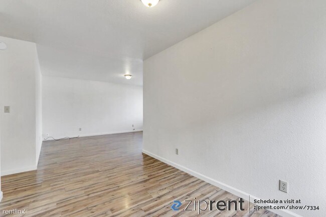 Building Photo - 3 br, 2 bath House - 395 15th St, Lakeport...