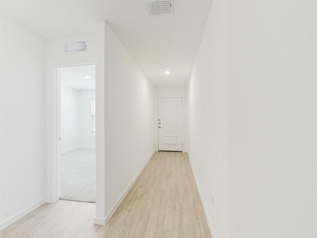 Foto del edificio - 6744 Teal Cir