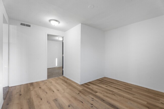 Foto del edificio - 1203 E Cherry St