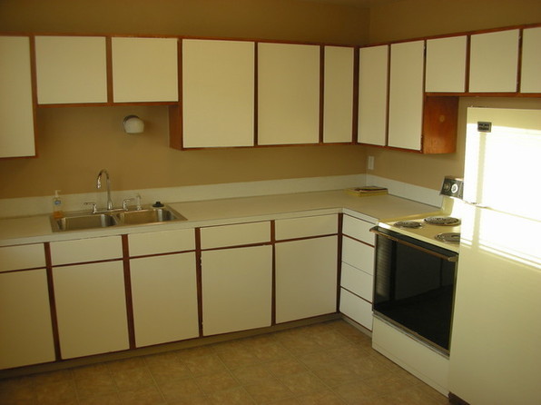 Primary Photo - 256 E Helm Ave