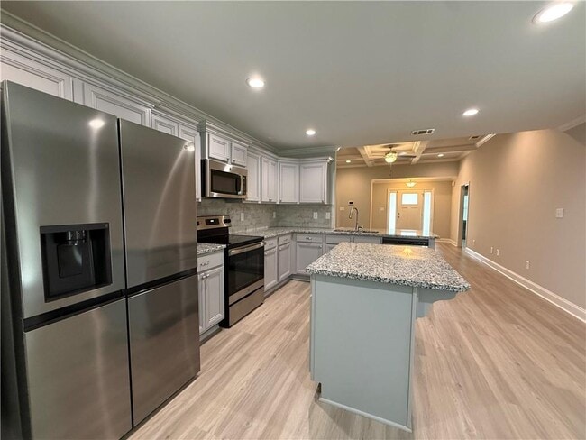 Foto del edificio - 231 Creek Ridge Dr