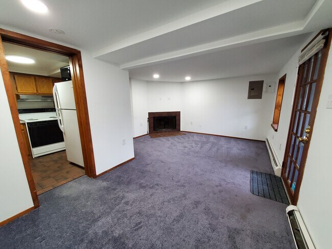 Living room with fireplace - 912 Independence Ave SE